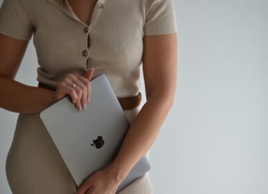 Perk HR | Jessika Furbank in Kelowna, BC